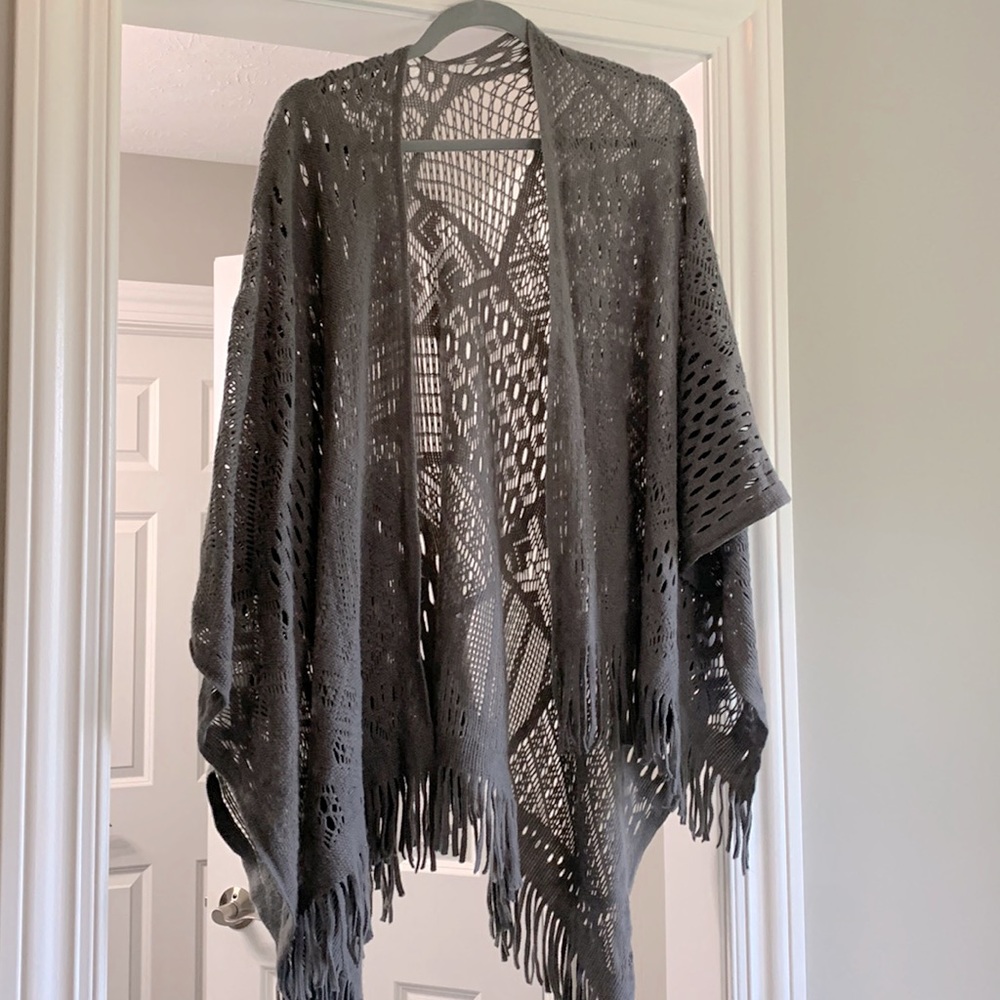 Gray shawl